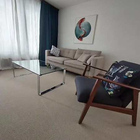 Apartment Brueggli B02 *