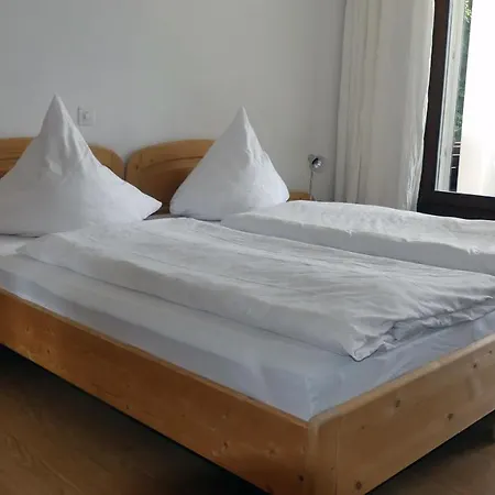 Apartment Brueggli B02